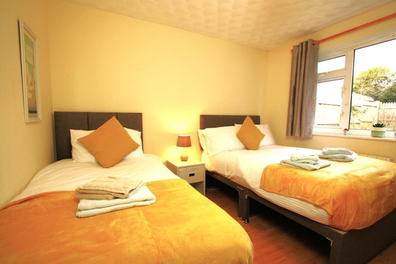 Heulwen - Moelfre Apartment ภายนอก รูปภาพ